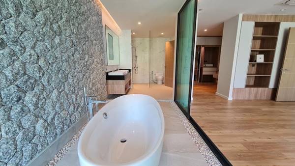 Casa Signature, Phuket Luxurious Modern 3-Bed Villa